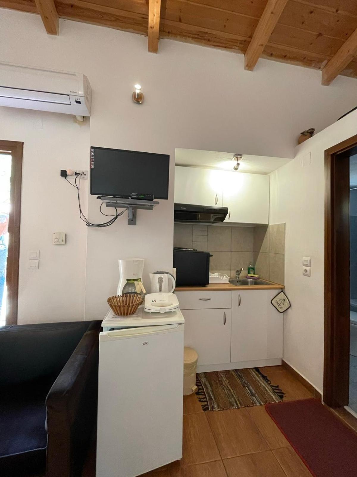 Michel Studios Kalavryta Extérieur photo