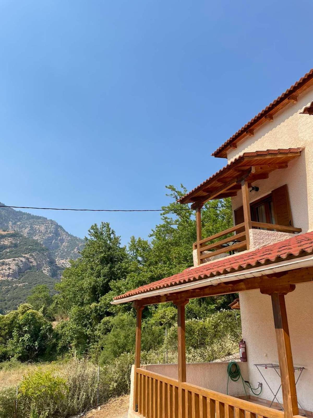Michel Studios Kalavryta Extérieur photo